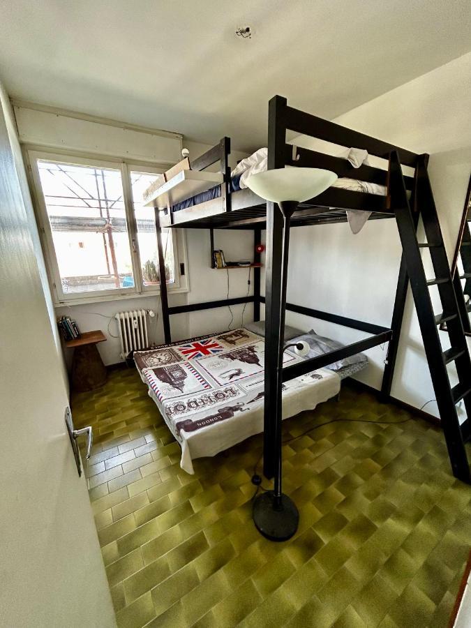 Lighthouse Apartment In Center Of Удіне Екстер'єр фото