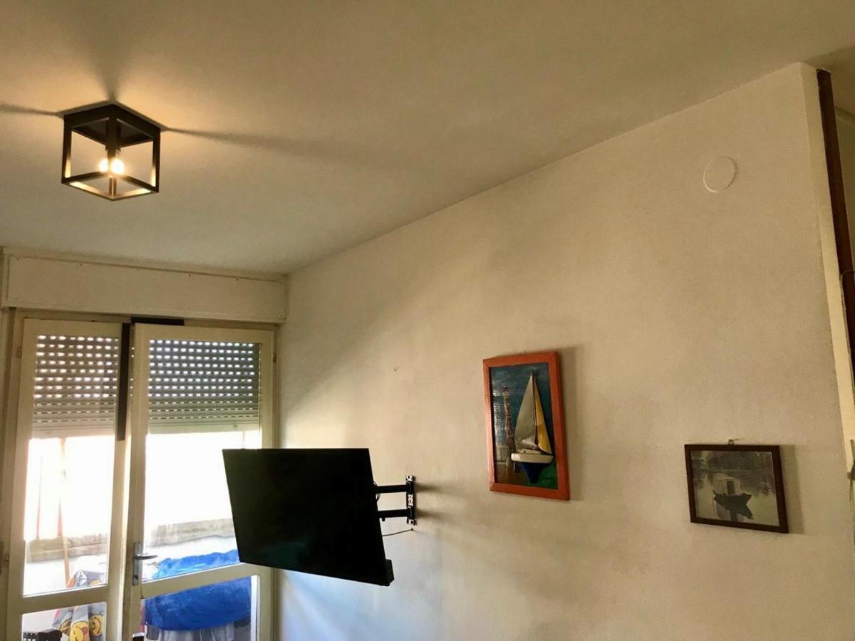 Lighthouse Apartment In Center Of Удіне Екстер'єр фото